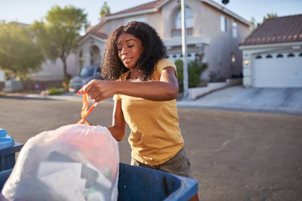 Best Junk Hauling Services  in West Des Moines, IA